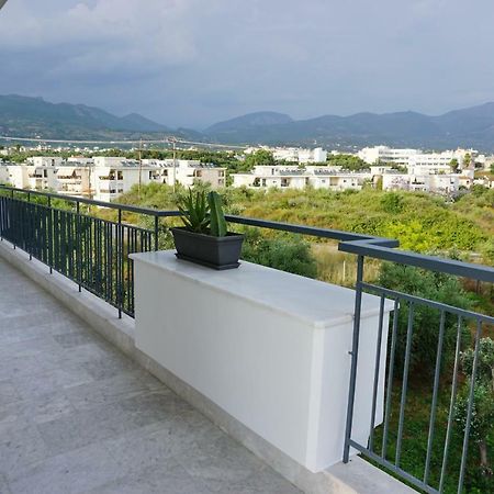 Allseasonsapartment Каламата Экстерьер фото