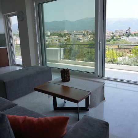 Allseasonsapartment Каламата Экстерьер фото